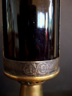 Verre inactinique Jean Decoudun sur une lampe Pigeon