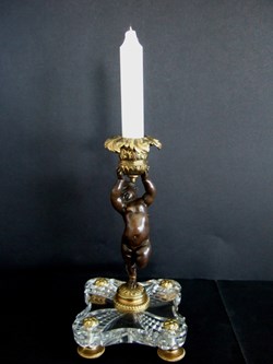 Bougeoir en bronze sur socle de cristal