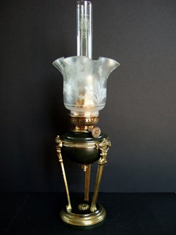 Lampe à pétrole dite athénienne de style empire