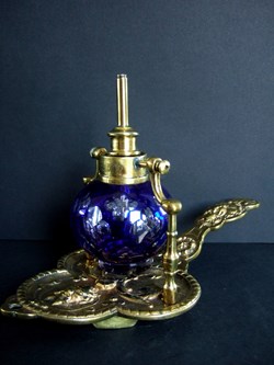 Lampe au gazogène de Robert en cristal bicouche.