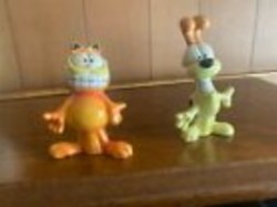Garfield Salt and Pepper Shakers