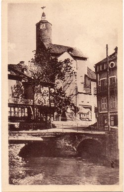 C07 - La Tour et le Vieux Pont
