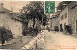 C15 - 387 - Entrée de la Ville