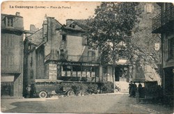 C21 - Place du Portail