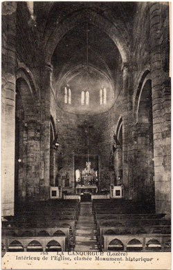 C28 - 768 -  Intérieur de l'Eglise