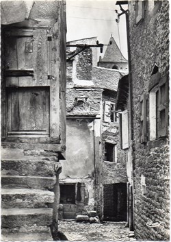 C03 - 45 - Une Vieille Rue