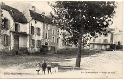 C08 - Hôtel de Ville