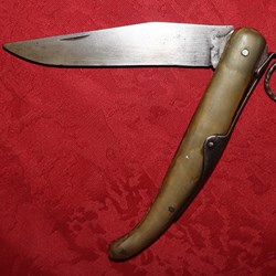 Couteau à cran-d'arrêt, "cra-cra"