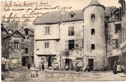 C09 - Un coin de Place