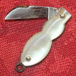 Petit canif "breloque"