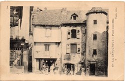 C08 - 10 - Place aux Blés