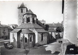 C04 - 262 - L'Eglise