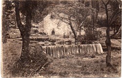 C27 - 498 - Source de Saint-Frézal