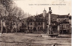 C27 - 717 - Place Maréchal Foch