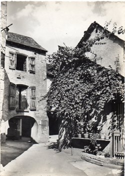 C03 - 206 - Le Vieux Quartier du "Canton"
