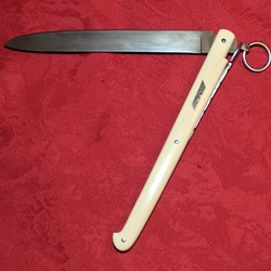 Laguiole droit Jérôme Latreille