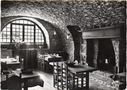 C04 - 1 - Hotel du Commerce