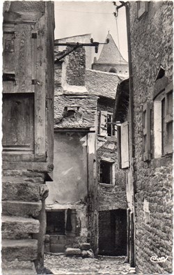 C36 - 08 - Une vieille rue