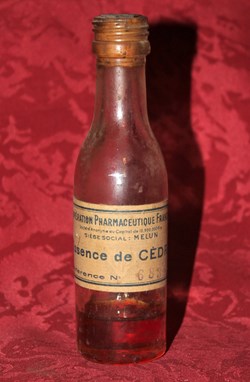Essence de cèdre
