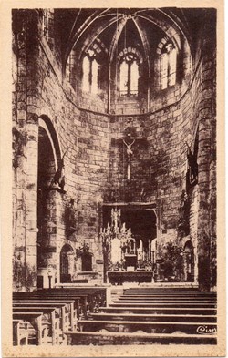 C07 - Intérieur de l'Eglise (Mon. hist.)