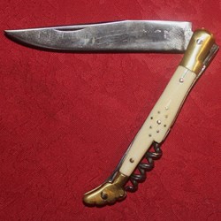 Couteau Laguiole 12 cm Double platine Damas - Bois de cerf