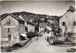 C03 - 11 - Place Jeanne d'Arc