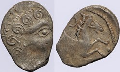 Arvernes - Drachme au bucrane