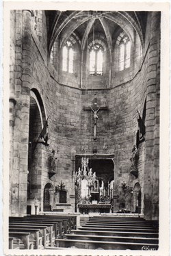 C36 - 17 - Intérieur de l'Eglise...