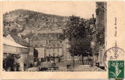 C12 - Place du Portail