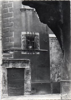 C14 - Vieille porte