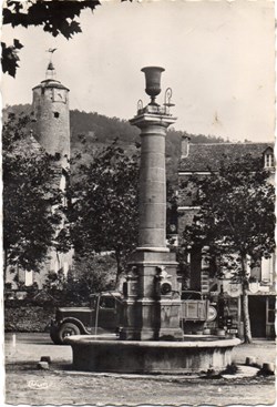 C03 - La Fontaine de la Cour