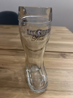 Licorne - verre en forme de botte