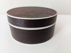 Boîte ronde en carton avec couvercle