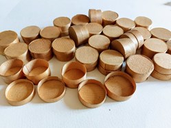 Boîtes en lamelles de bois / boîtes de pilules