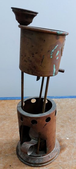 ALAMBIC DE LABORATOIRE en cuivre