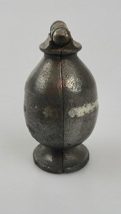 MOULE à Ovule en étain