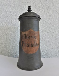 Pot couvert en étain