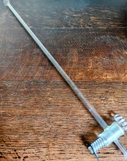 Tube gradué en verre avec robinet d'écoulement