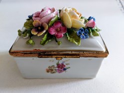 PILULIER en Porcelaine