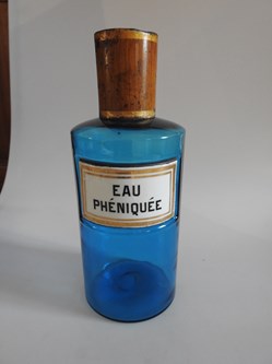 EAU PHÉNIQUÉE flacon G.M.