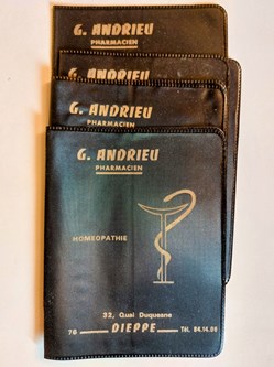 Porte - documents médicaux Pharmacie Dieppe