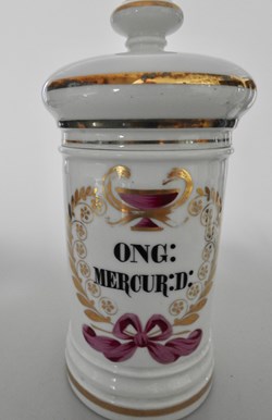 ONG : MERCUR : D :