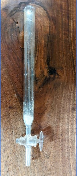Tube de laboratoire en verre avec robinet