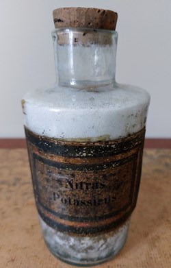 Nitras Potassicus - Petit flacon en verre