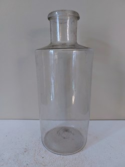Flacon de Pharmacie en verre blanc h 23.5 cm