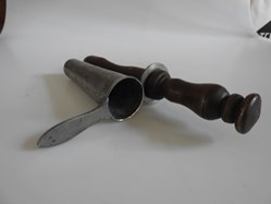 SPECULUM avec embout en bois