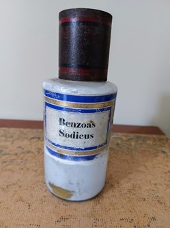 Benzoas Sodicus - Petit flacon en verre transparent