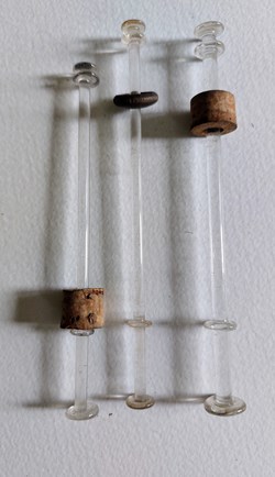 Pistons de seringue en verre