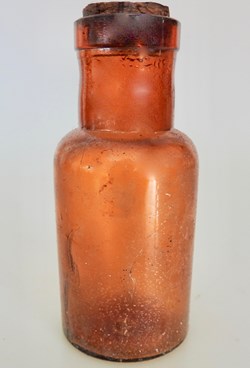 Flacon de verre ambré