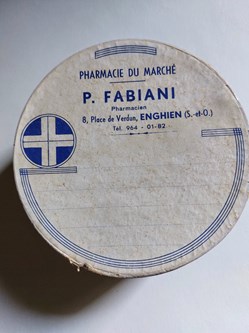 Coffret de Pharmacie en carton
